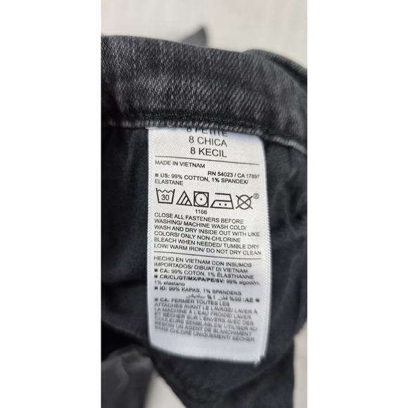 Old Navy High Straight Boyfriend Distressed Cropped Raw Hem Jeans Black 8 Petite - Picture 6 of 6